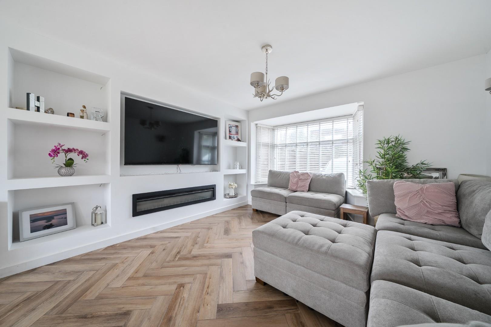 Overland Road, Mumbles, Swansea, SA3 4LP